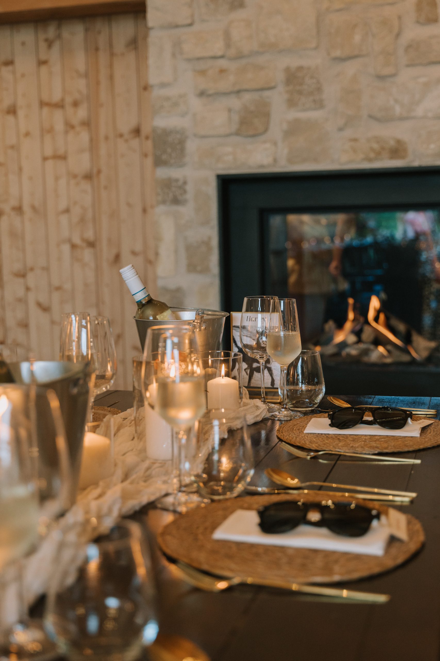 CARLY + NATHAN Rustic table styled
